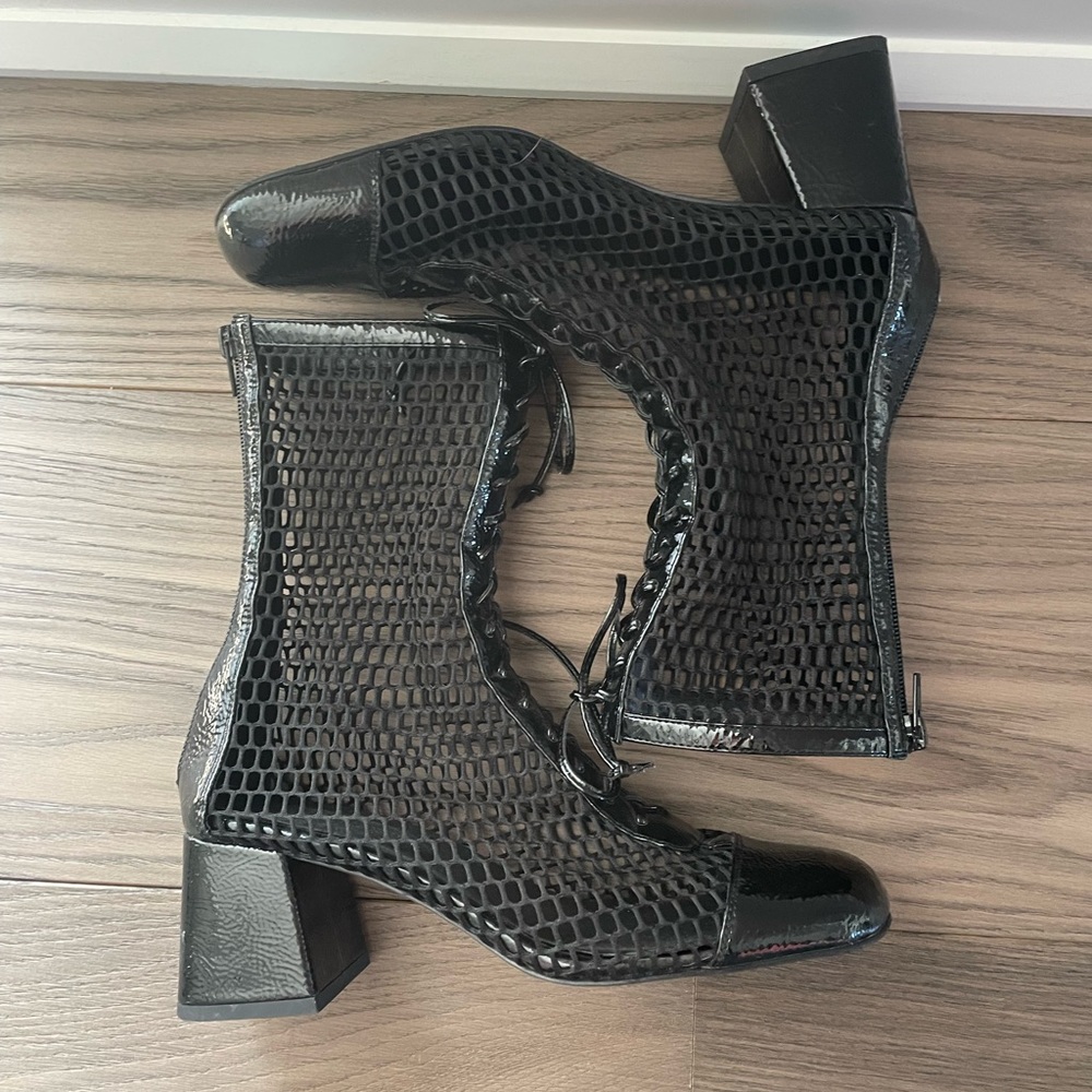Jeffery Campbell sz8.5 Black Mesh Bootie